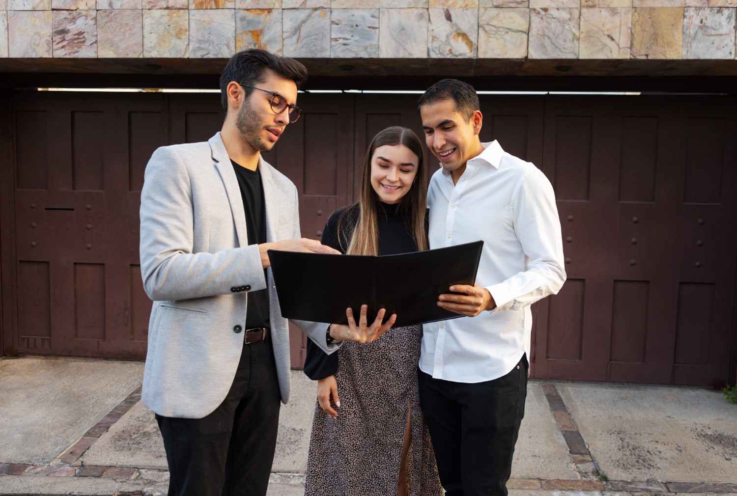 ANP Privado vs Other Luxury Projects in Baner